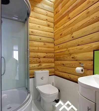 Golden Nest Apartment Yablunytsya Exterior photo